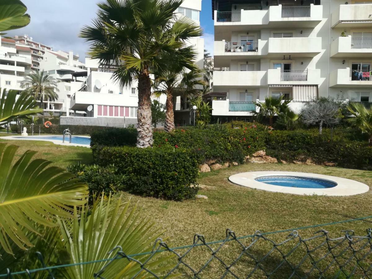 Real Torrequebrada Apartment Benalmadena Bagian luar foto