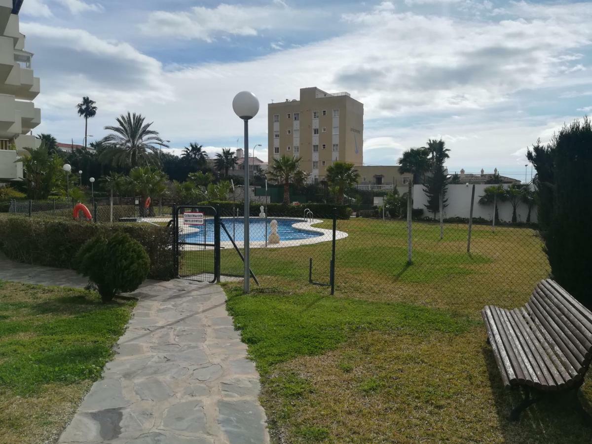 Real Torrequebrada Apartment Benalmadena Bagian luar foto