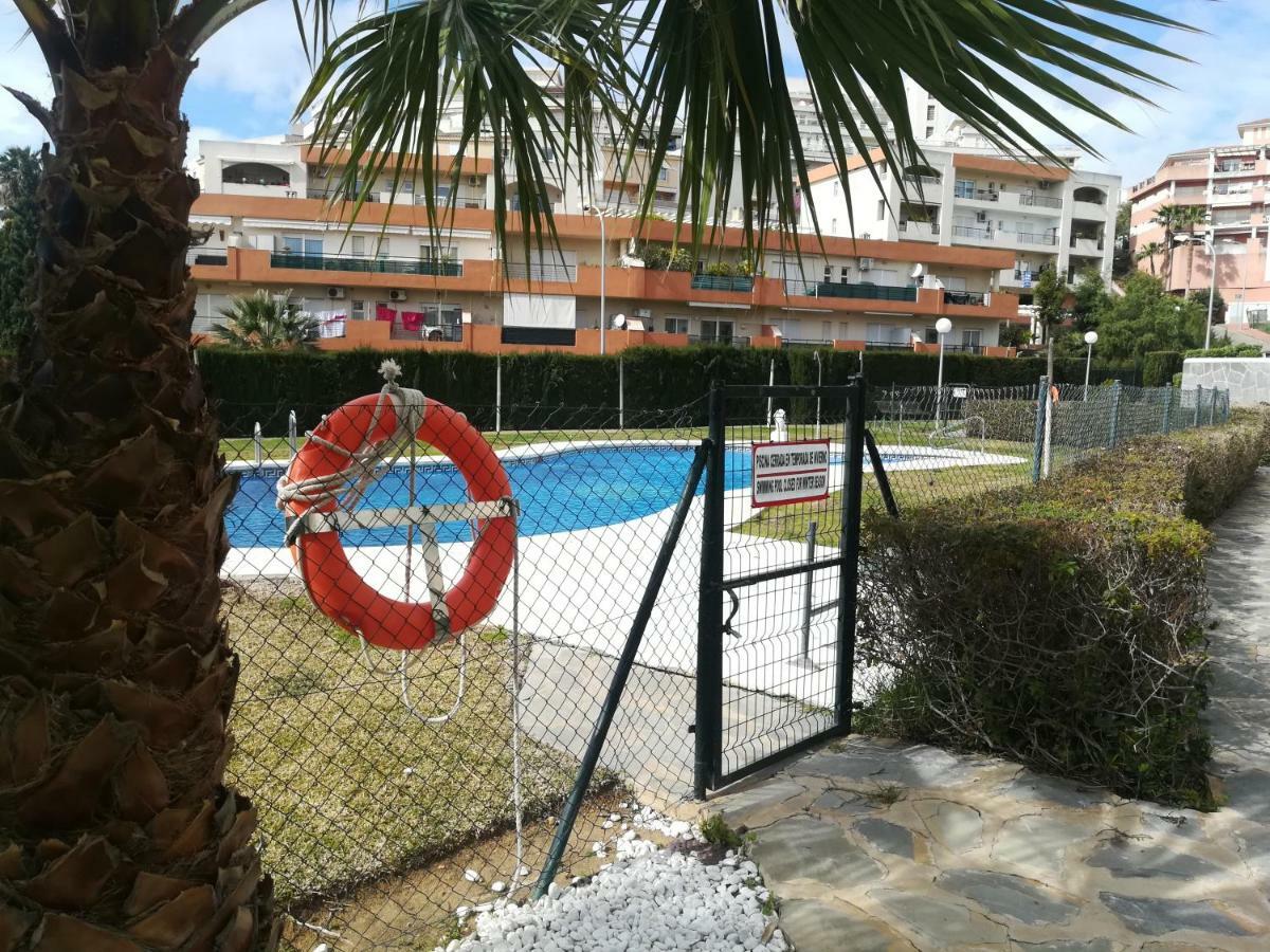 Real Torrequebrada Apartment Benalmadena Bagian luar foto