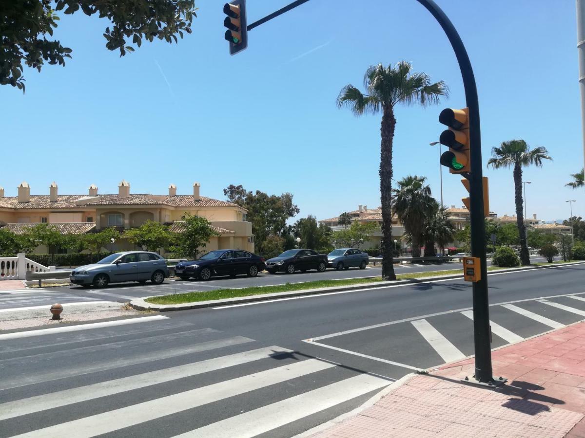 Real Torrequebrada Apartment Benalmadena Bagian luar foto