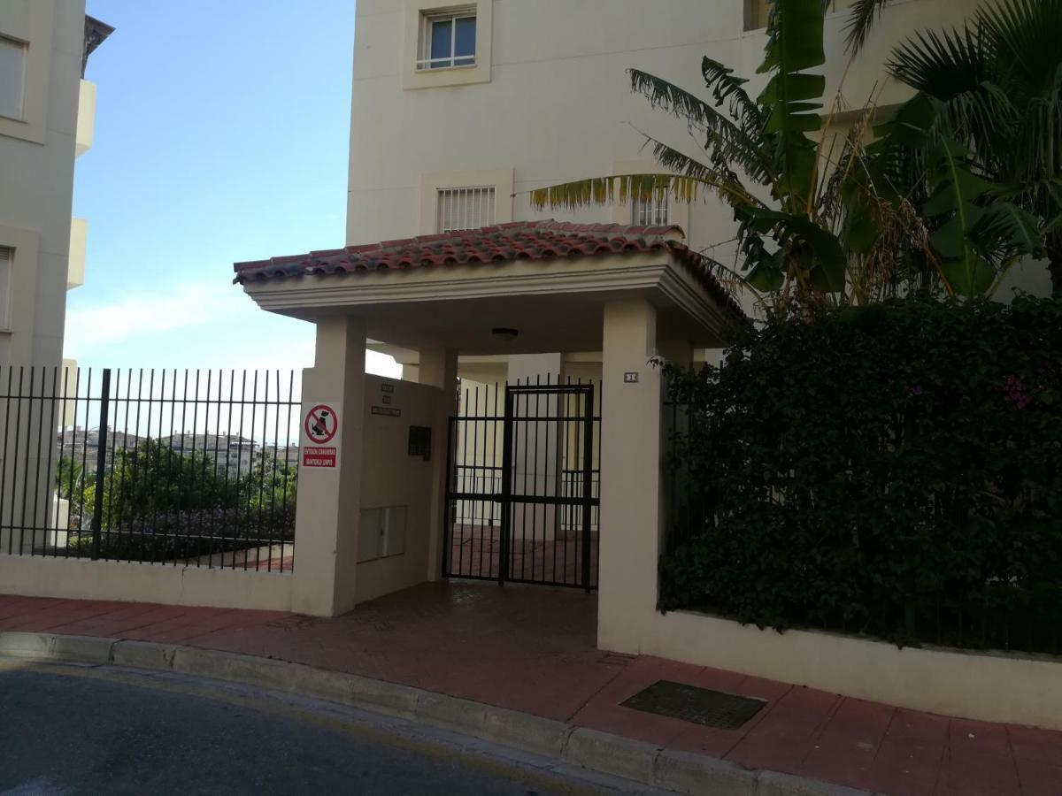 Real Torrequebrada Apartment Benalmadena Bagian luar foto