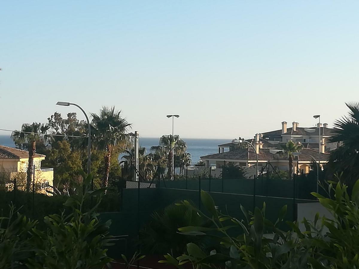 Real Torrequebrada Apartment Benalmadena Bagian luar foto