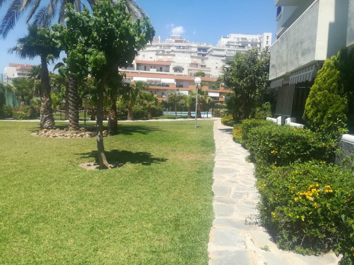 Real Torrequebrada Apartment Benalmadena Bagian luar foto