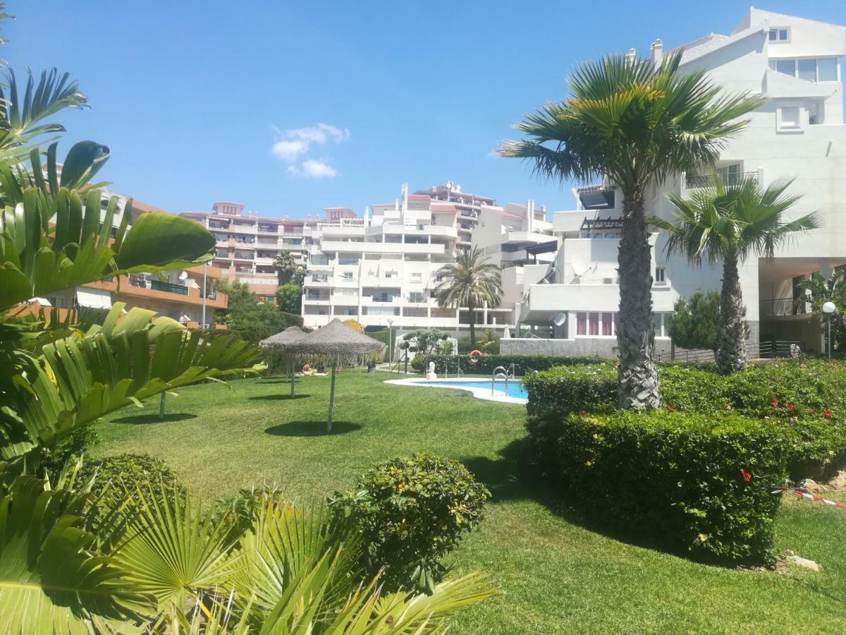 Real Torrequebrada Apartment Benalmadena Bagian luar foto